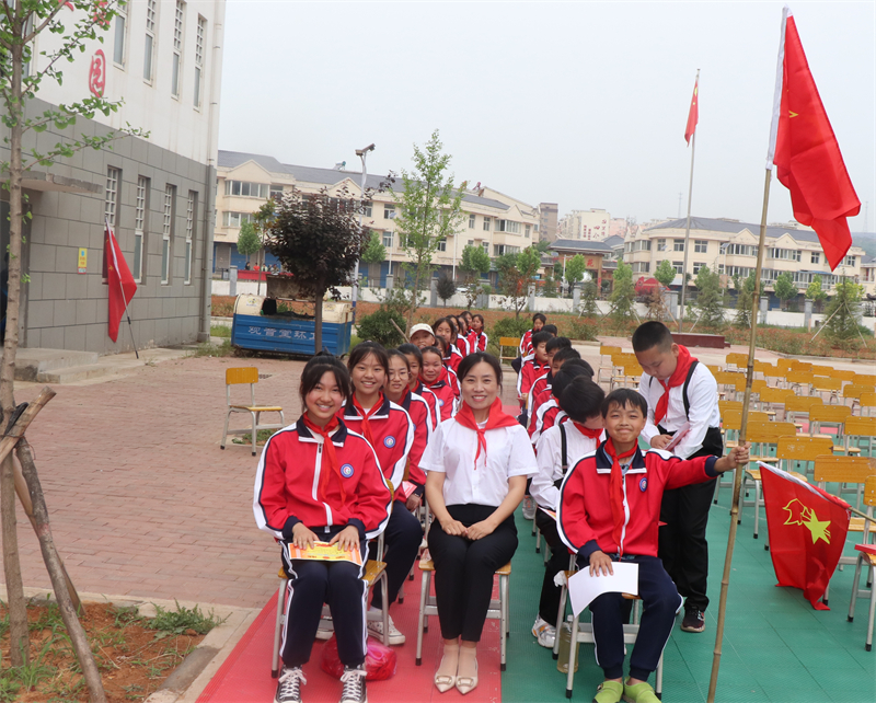 六一节分享孩子们节日的喜悦.jpg